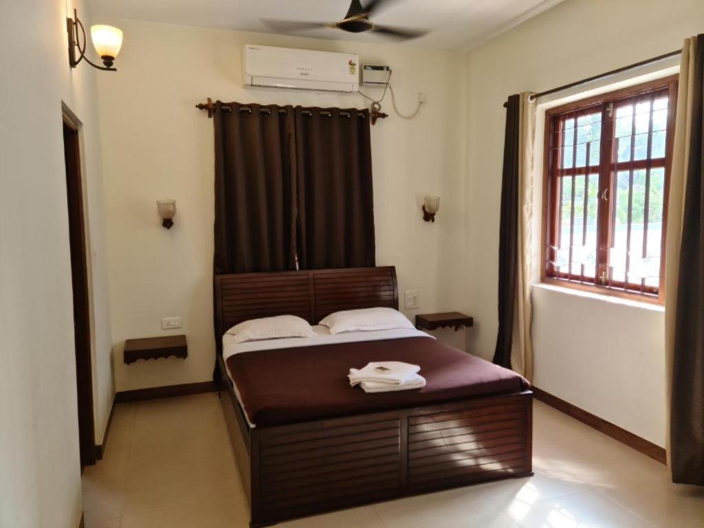 Coastal Suites Apart Hotel ---- 8 Minutes Walk To Beach Benaulim Bagian luar foto